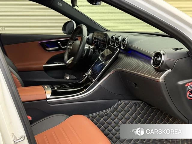 Mercedes-Benz Class C 2022 Белый из Китая