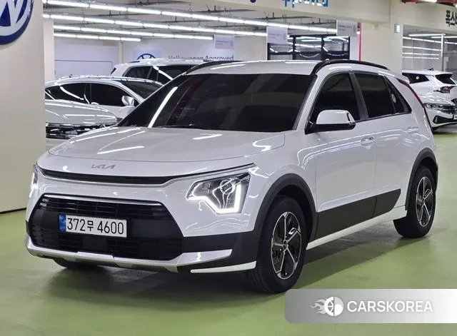 Kia Di Ol Nu Niro 2022 Белый из Кореи