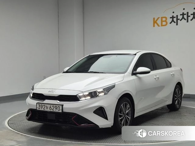Kia The New K3 2nd generation 2021 Белый из Кореи