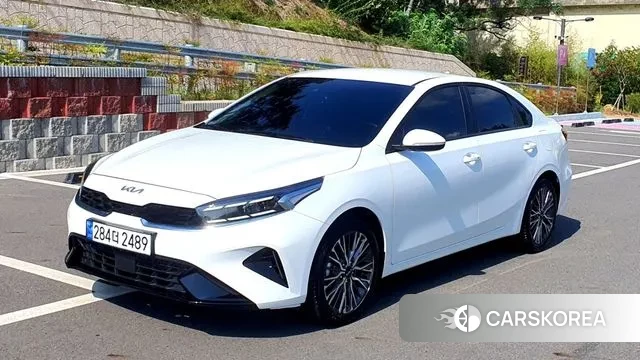 Kia The New K3 2nd generation 2024 Белый из Кореи