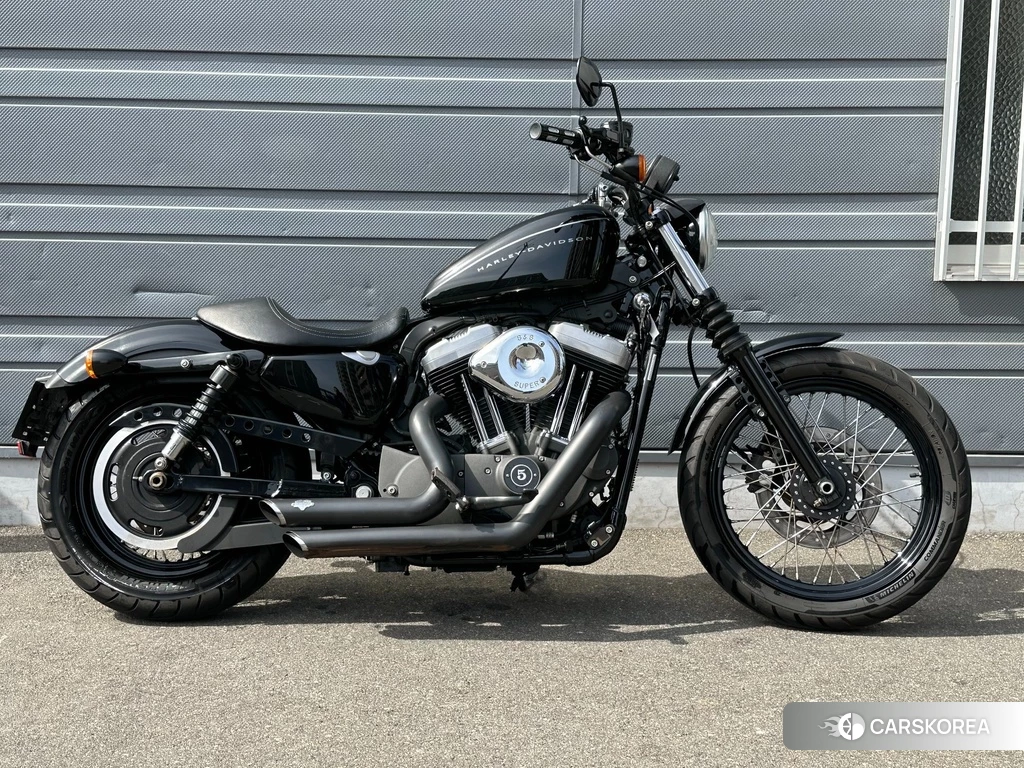 Проданный Harley-Davidson Sportster XL1200N Nightster 2010 из Японии, фото 2
