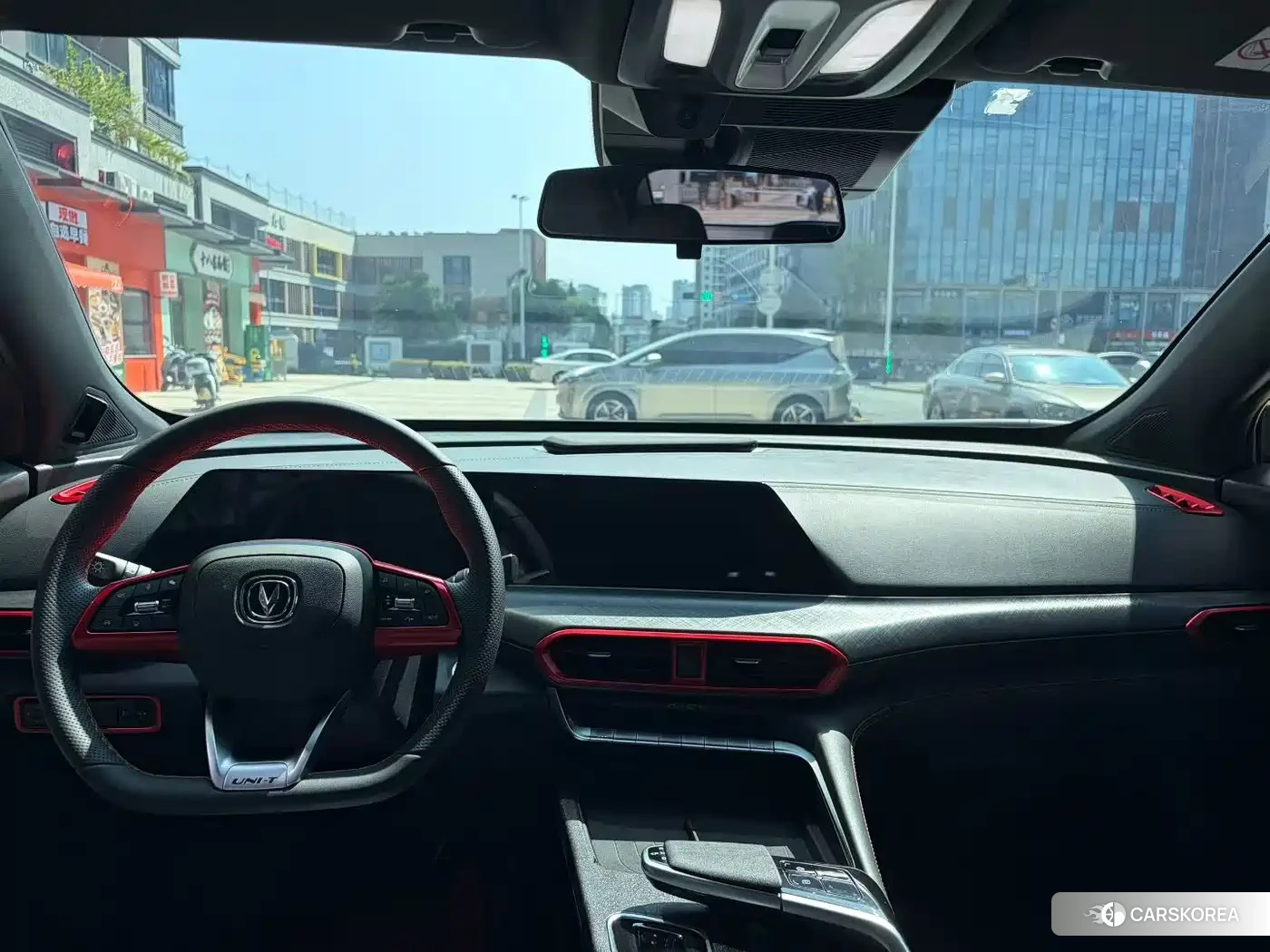 Chang'an UNI-T 2023 Белый из Китая