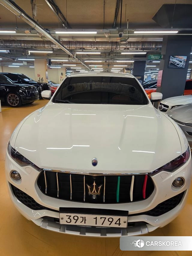 Maserati Levante 2018 Белый из Кореи