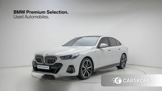 BMW 5 Series (G60) 2025 Белый из Кореи