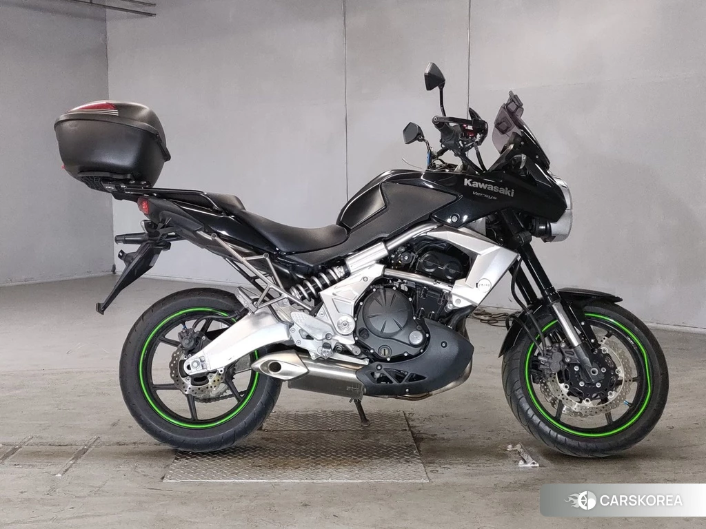 Проданный Kawasaki VERSYS 650 2010 из Японии