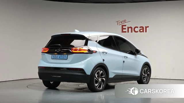 Chevrolet (GM Daewoo) New Bolt EV 2022 Небесно-голубой из Кореи