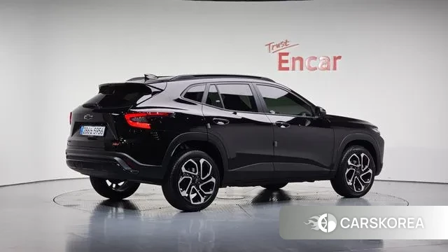 Chevrolet (GM Daewoo) Trax Crossover 2025 Черный из Кореи