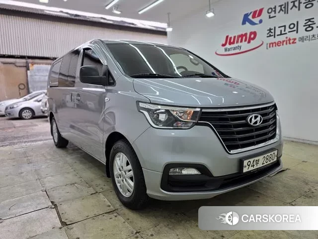 Hyundai The New Grand Starex 2020 Серебряный из Кореи