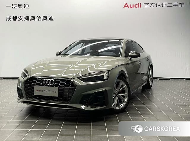 Audi A5 2021 Темно-серый из Китая