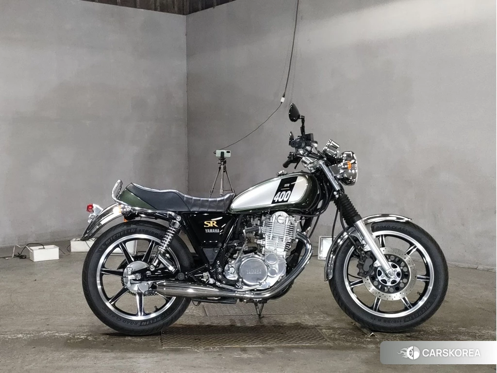 Проданный Yamaha SR 400 2016 из Японии