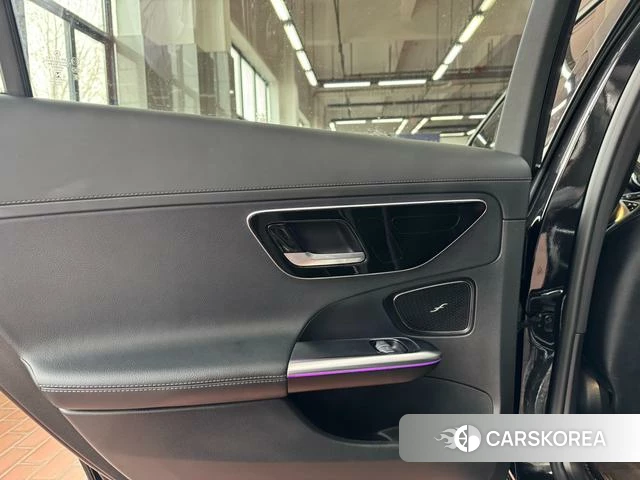 Mercedes-Benz Class C 2021 Черный из Китая