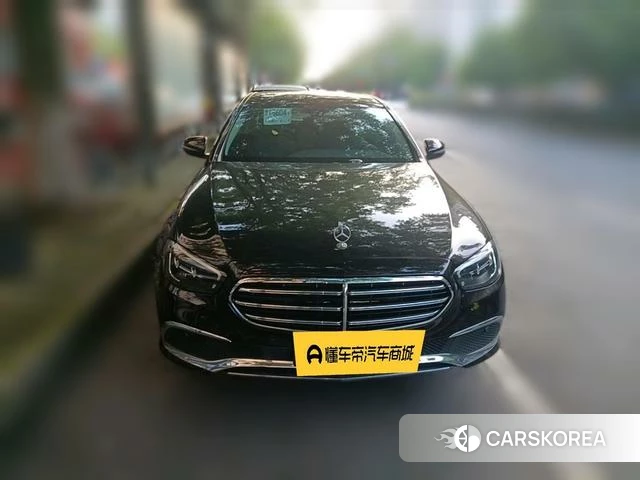 Mercedes-Benz E-class 2023 Черный из Китая