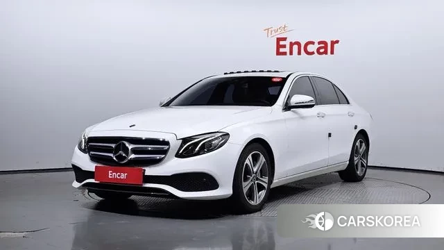 Mercedes-Benz E-Class W213 2019 Белый из Кореи