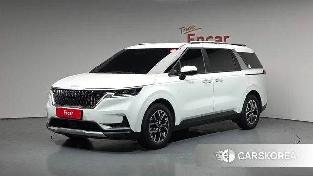 Kia Carnival 4th generation 2023 Белый из Кореи