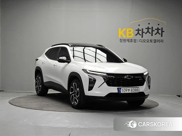 Chevrolet (GM Daewoo) Trax Crossover 2024 Белый из Кореи