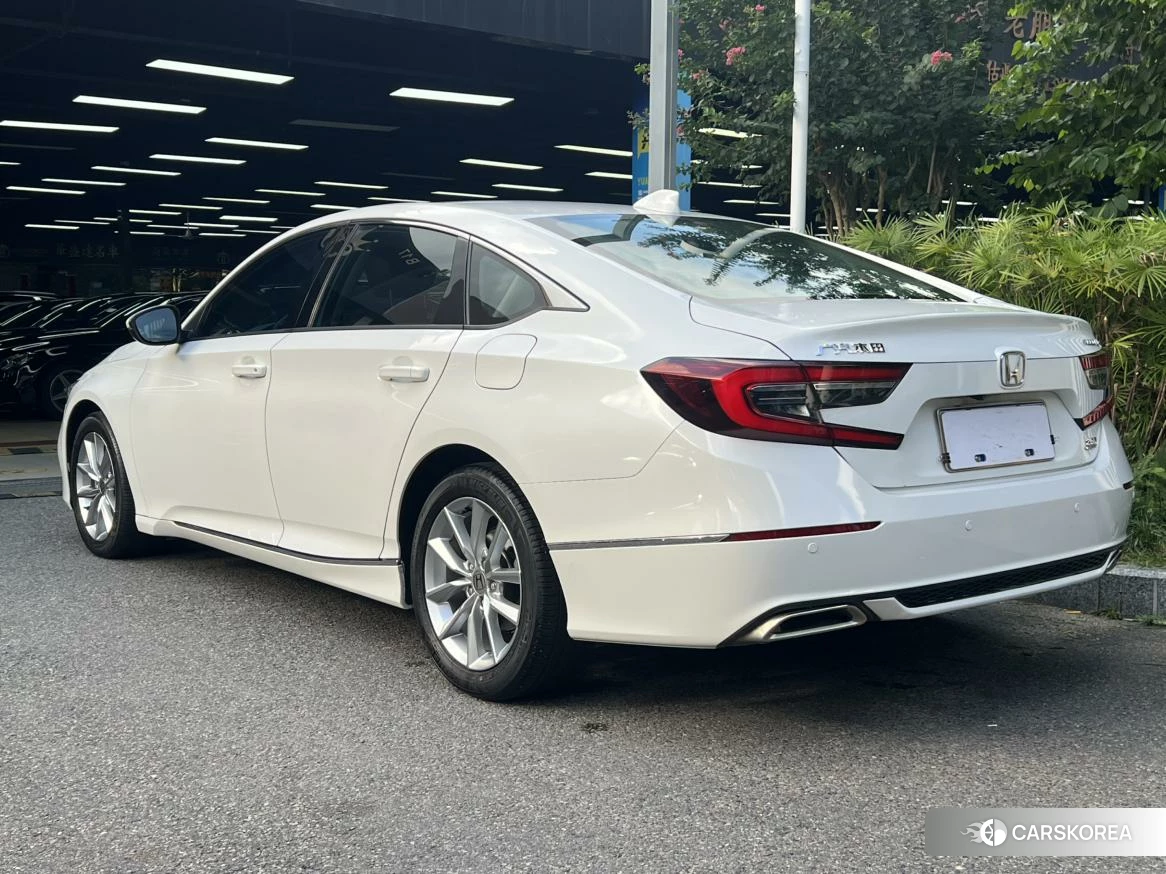 Honda Accord 2021 Белый из Китая