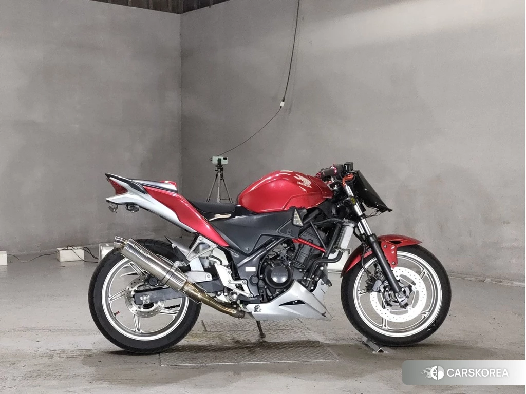Проданный Honda CBR250R 2011 из Японии, фото 2