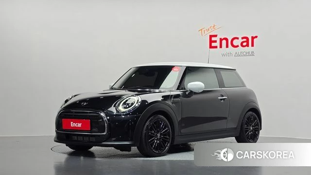 Mini Cooper 2022 Черный из Кореи
