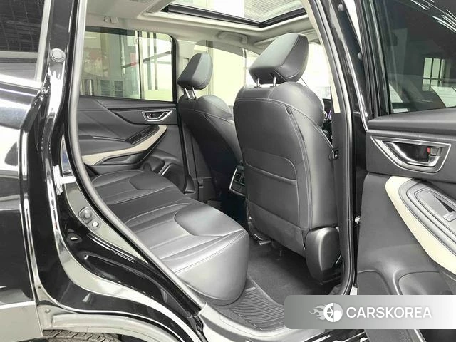 Subaru FORESTER Forester 2023 Черный из Китая