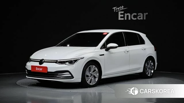 Volkswagen Golf 8th Generation 2022 Белый из Кореи