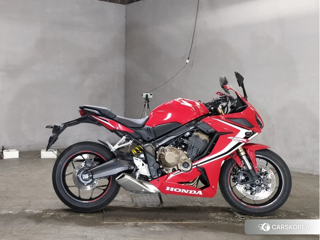 Проданный Honda CBR650R 2020 из Японии