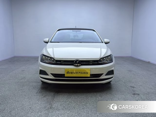 Volkswagen Polo 2021 Белый из Китая