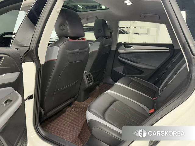 Volkswagen Lingdu 2022 Белый из Китая