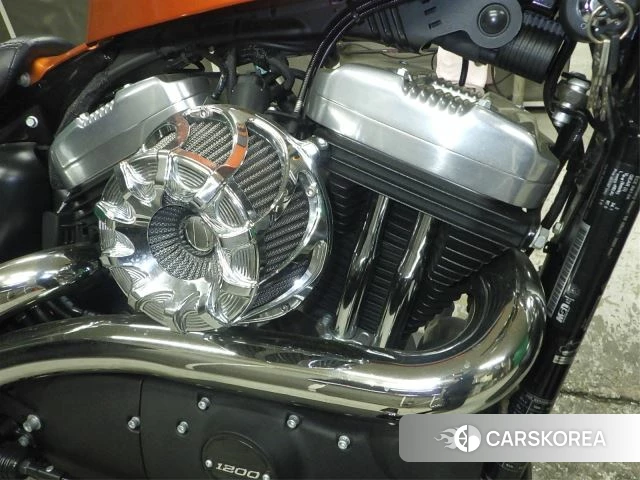 Engine photo