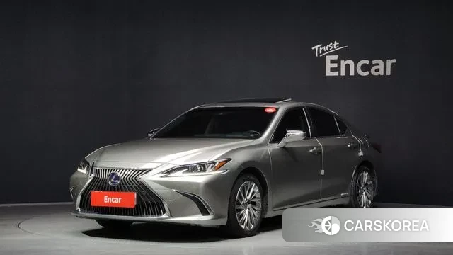 Lexus ES300h 7th generation 2020 Песочный из Кореи