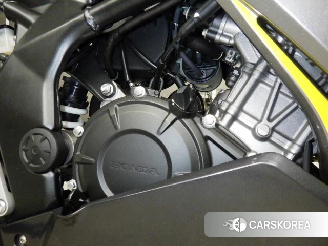 Engine photo