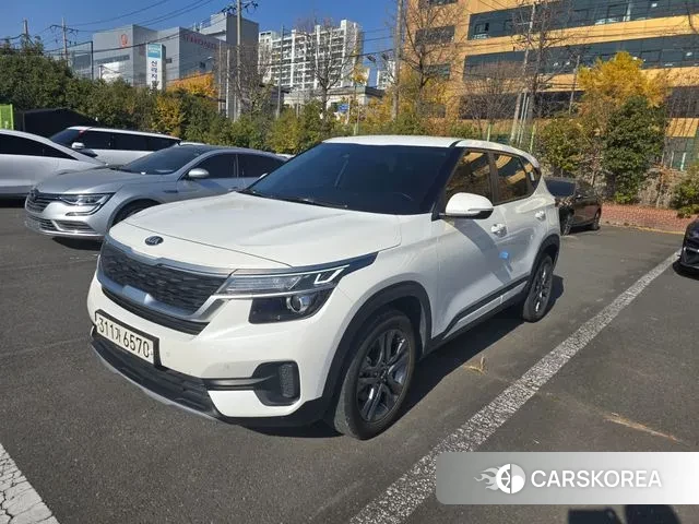 Kia Seltos 2020 Жемчужный цвет из Кореи