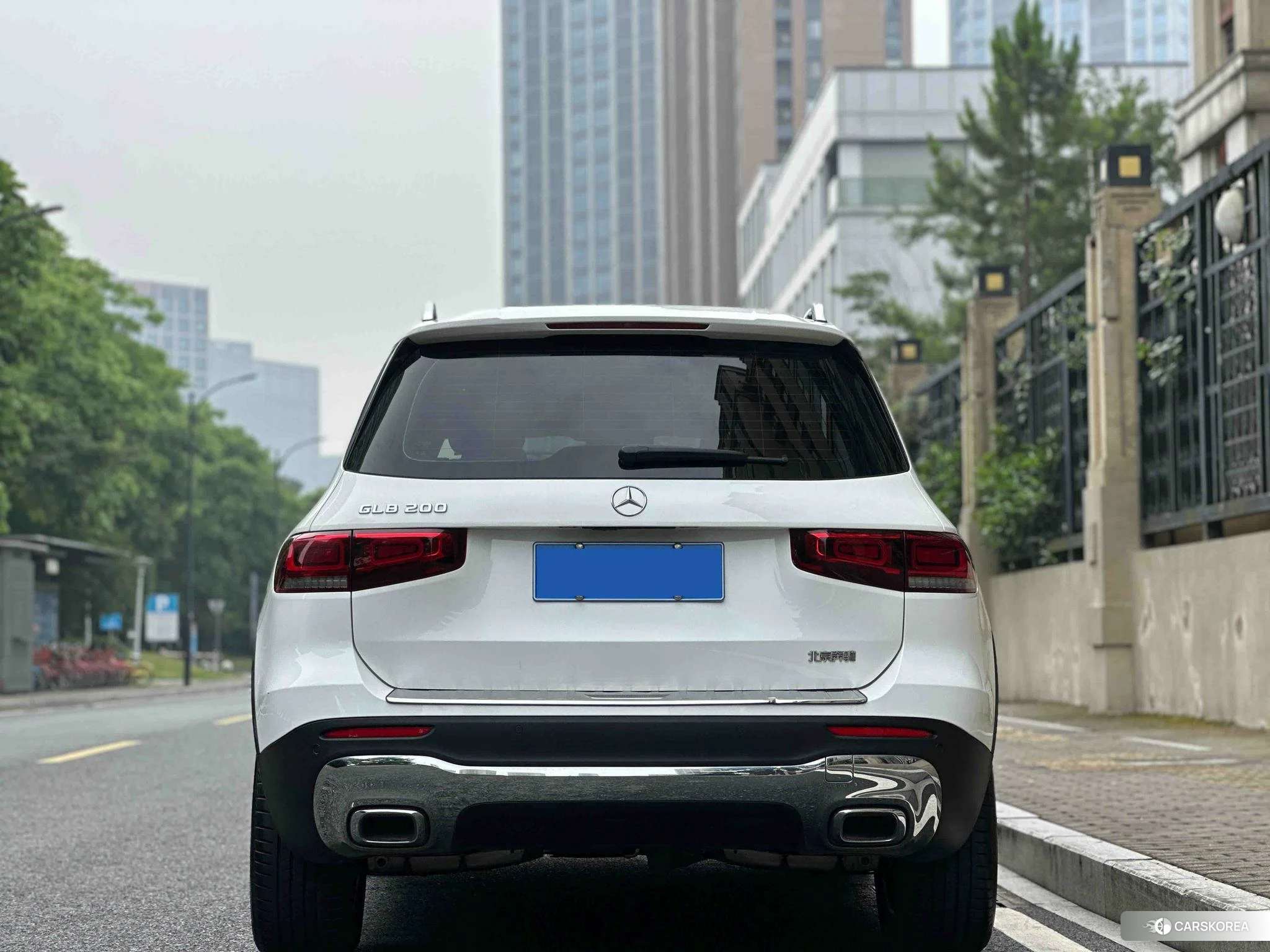 Mercedes-Benz GLB 2021 Белый из Китая