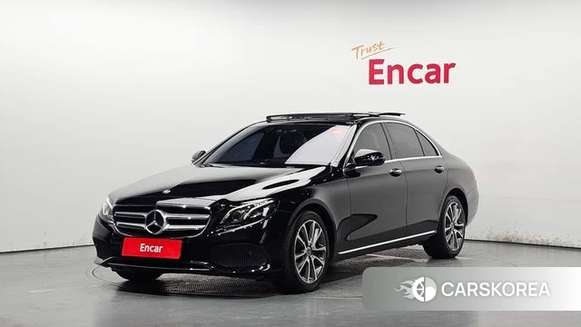 Mercedes-Benz E-Class W213 2018 Черный из Кореи