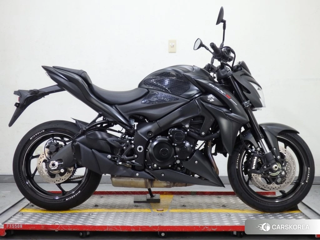 Проданный Suzuki GSX-S1000 2020 из Японии