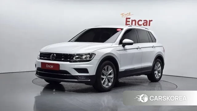 Volkswagen Tiguan second Generation 2020 Белый из Кореи