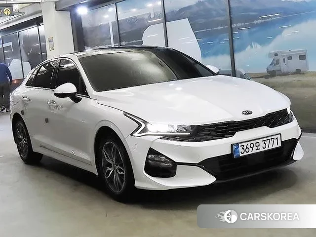 Kia K5 3rd generation 2021 Белый из Кореи