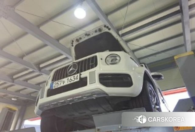 Mercedes-Benz G-Class W463b 2021 Белый из Кореи