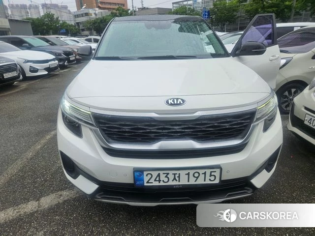 Kia Seltos 2019 Белый из Кореи