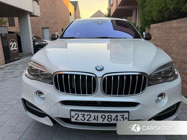 BMW X6 (F16) 2018 Белый из Кореи