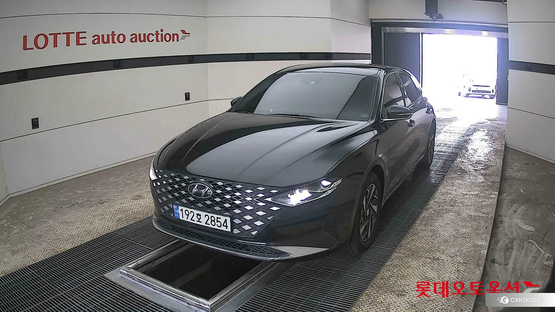 Hyundai Grandeur Hybrid 2022 Midnight Black Pearl из Кореи