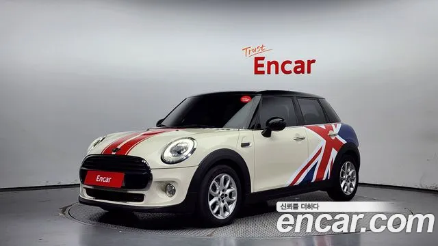 Mini Cooper D 2018 Жемчужный цвет из Кореи