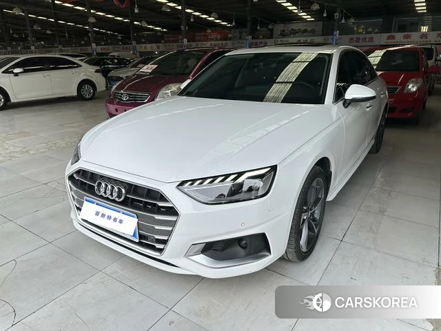 Audi A4L 2021 Белый из Китая