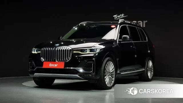 BMW X7 (G07) 2021 Черный из Кореи