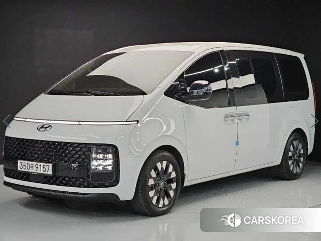 Hyundai Staria 2022 Белый из Кореи