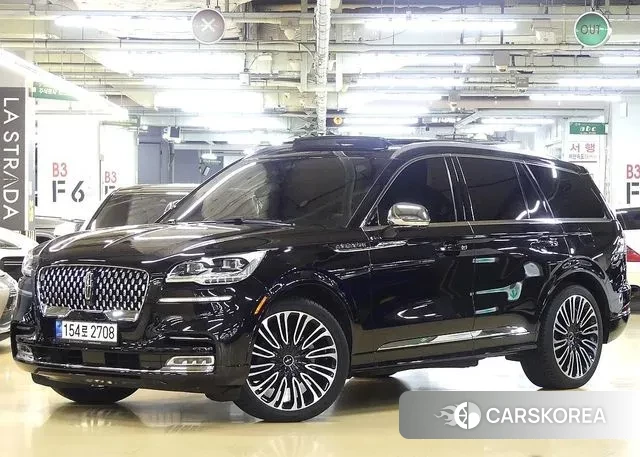 Lincoln Aviator 2nd generation 2022 Черный из Кореи