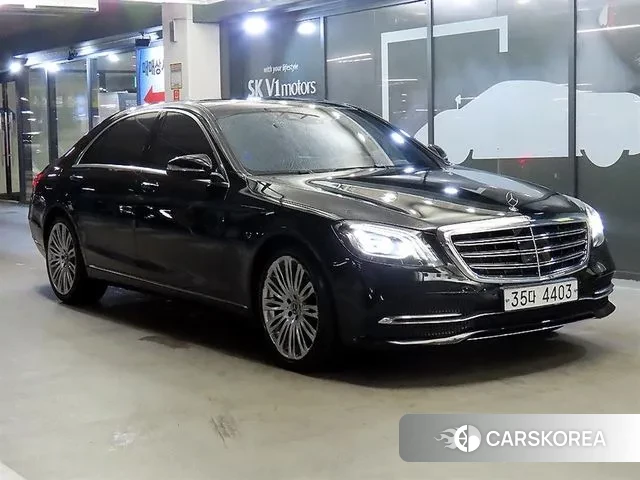 Mercedes-Benz S-Class W222 2019 Черный из Кореи