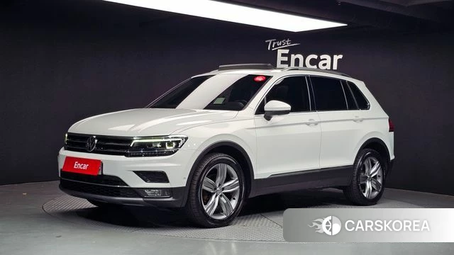 Volkswagen Tiguan second Generation 2018 Белый из Кореи