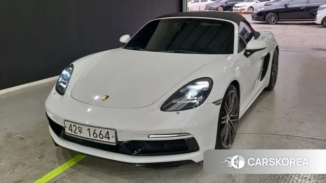 Porsche 718 Boxster 2018 Белый из Кореи