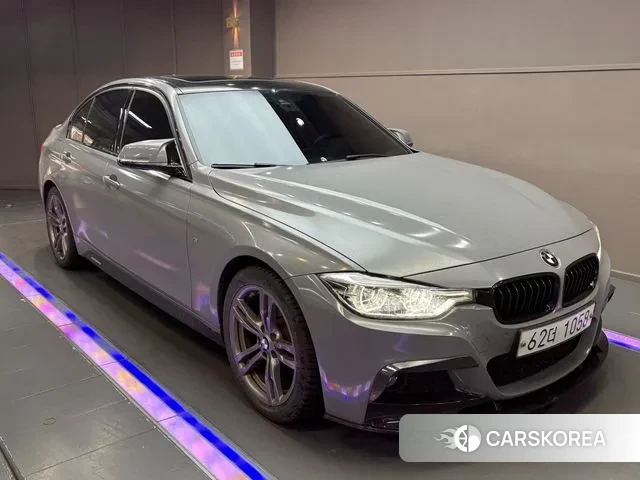 BMW 3 Series (F30) 2018 Синий из Кореи