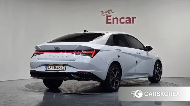 Hyundai Avante (CN7) 2020 Белый из Кореи